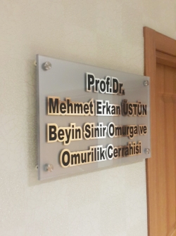 Doktor kapı tabelası -(Prof.Dr.Mehmet Erkan Üstün)