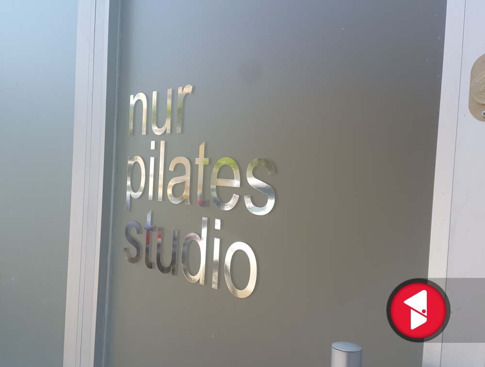 Nur Pilates Studio ayna folyo görünüm.